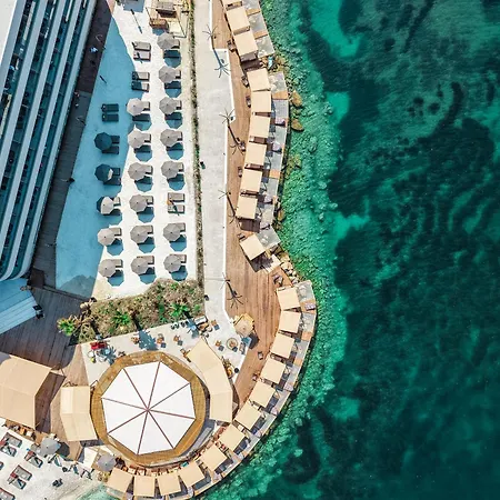 Azora Hotel